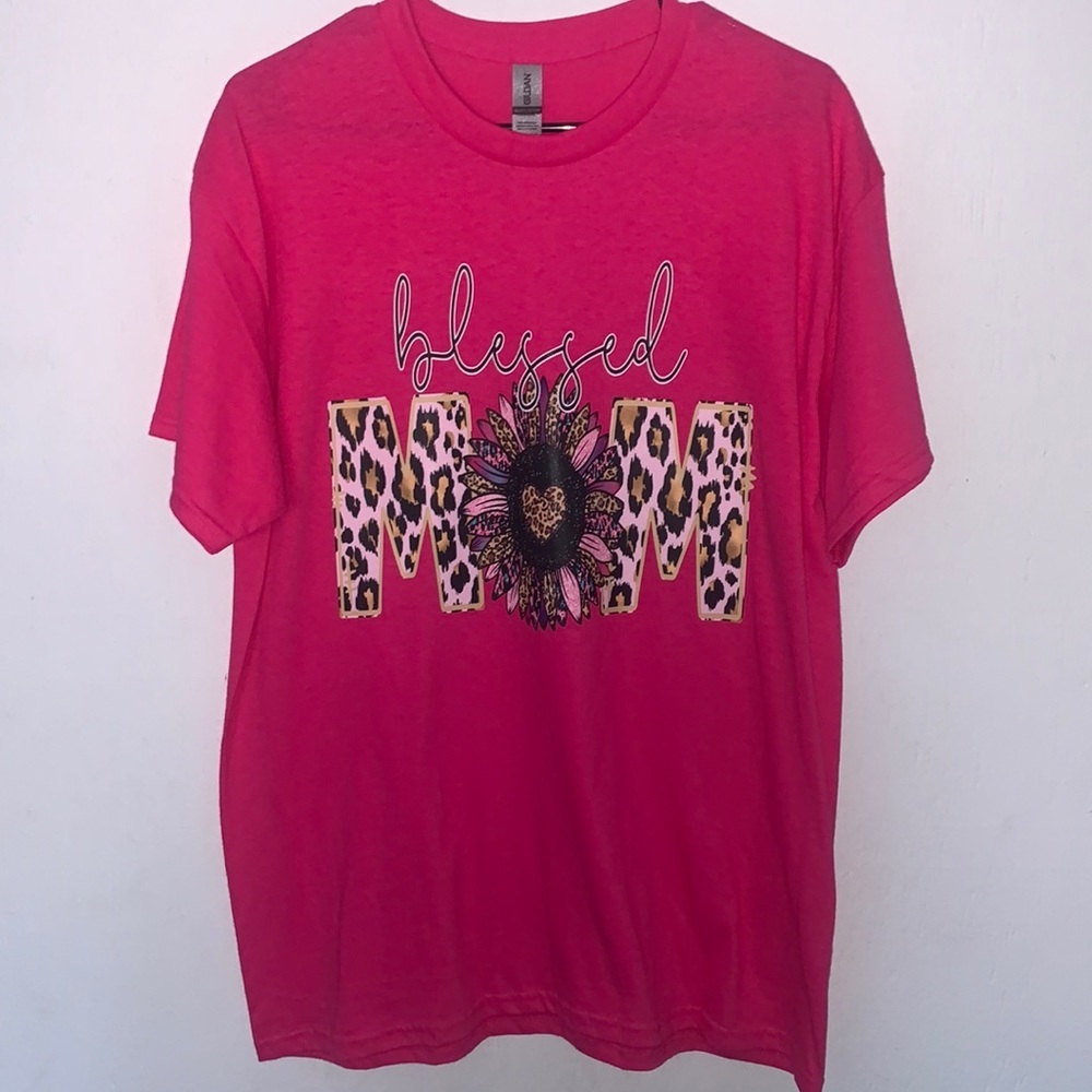 Blessed mom T shirt🌺